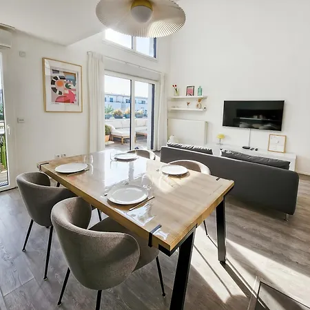 Spacieux, Terrasse, Disneyland Apartment