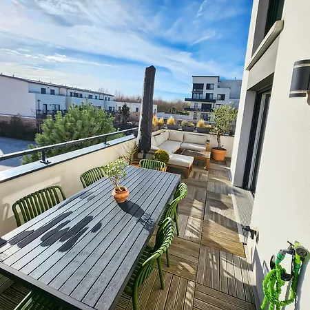 Apartman Spacieux, Terrasse, Disneyland *