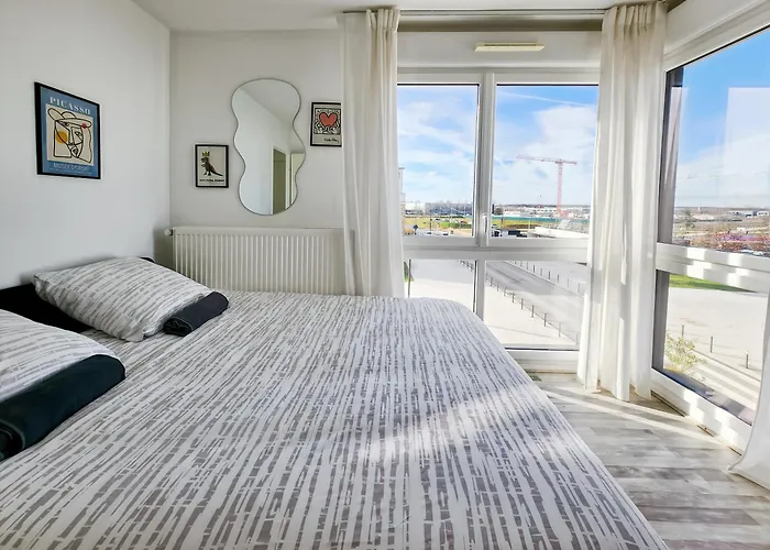 Spacieux, Terrasse, Disneyland Apartment