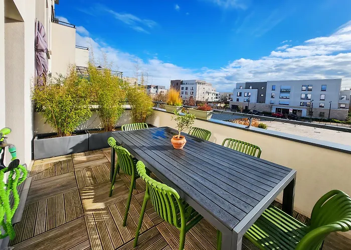 Apartment Spacieux, Terrasse, Disneyland *